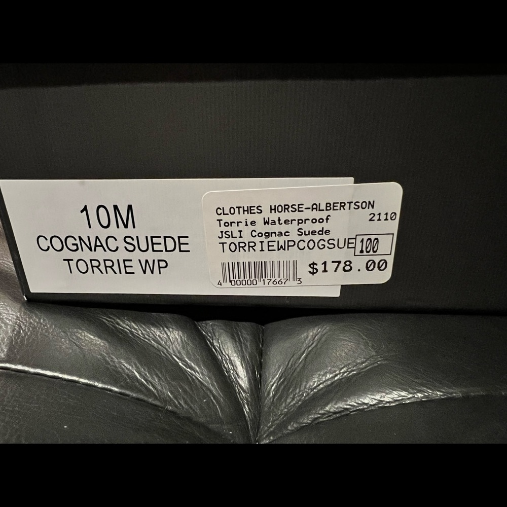 Brand New still in box J/Slides size 10